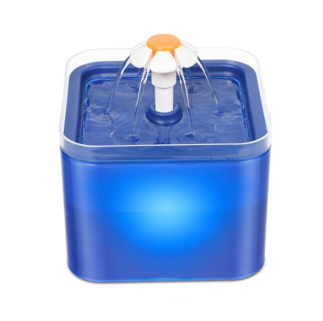 Automatischer Trinkbrunnen für Katzen 2L – LED, Innenbereich