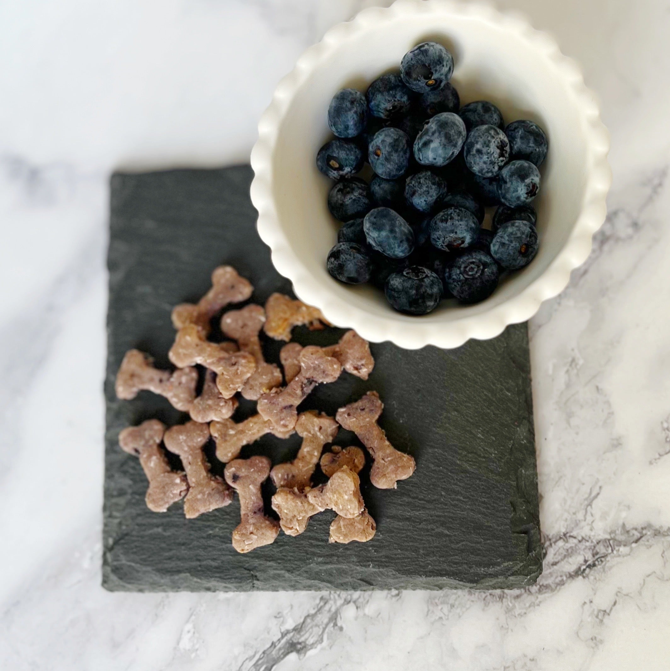 Blaubeer-Rind Hundeleckerlis | Glutenfrei