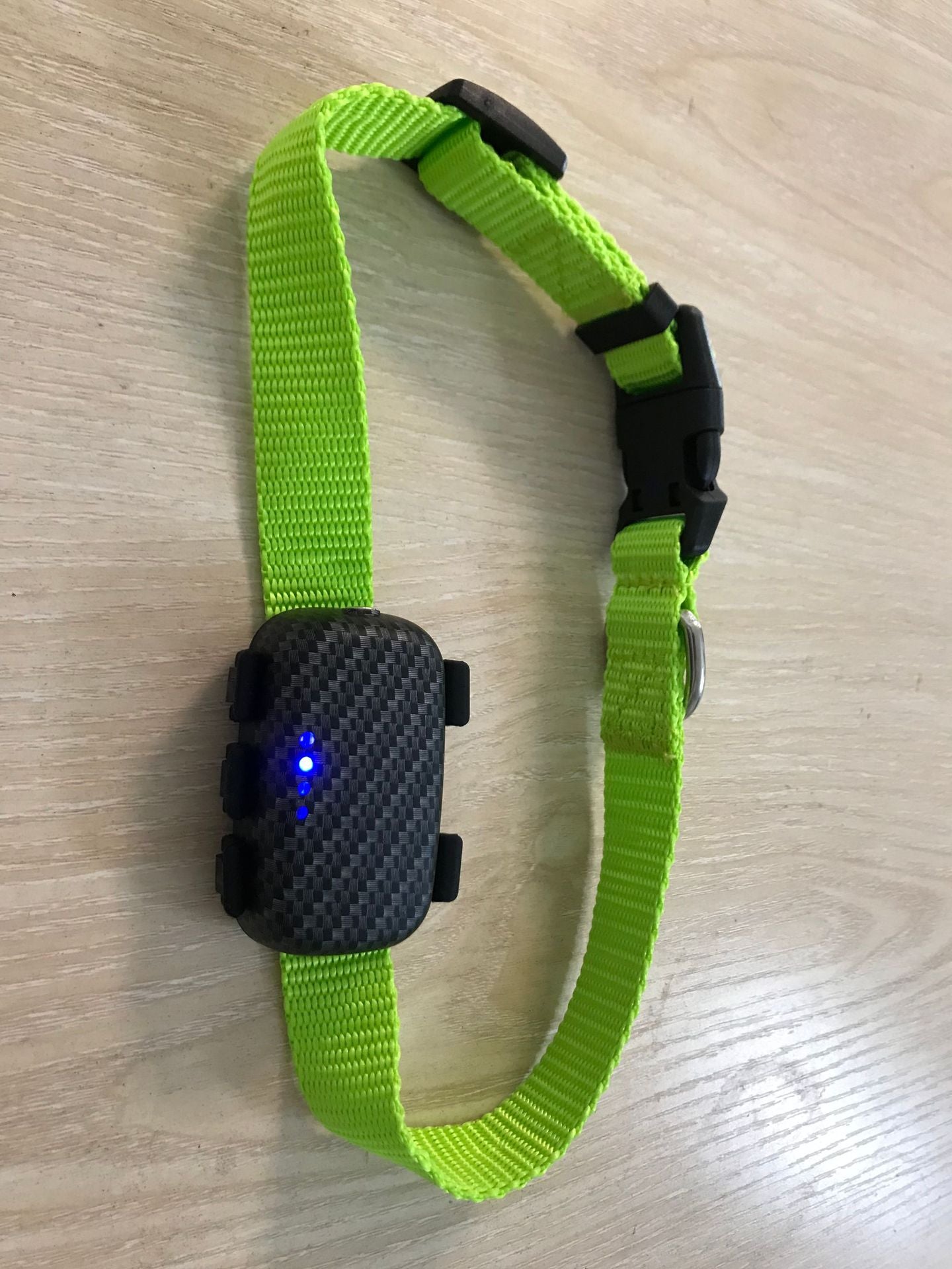 4G GPS Tracker für Hunde & Katzen – Wasserdicht, Magnetisches Laden
